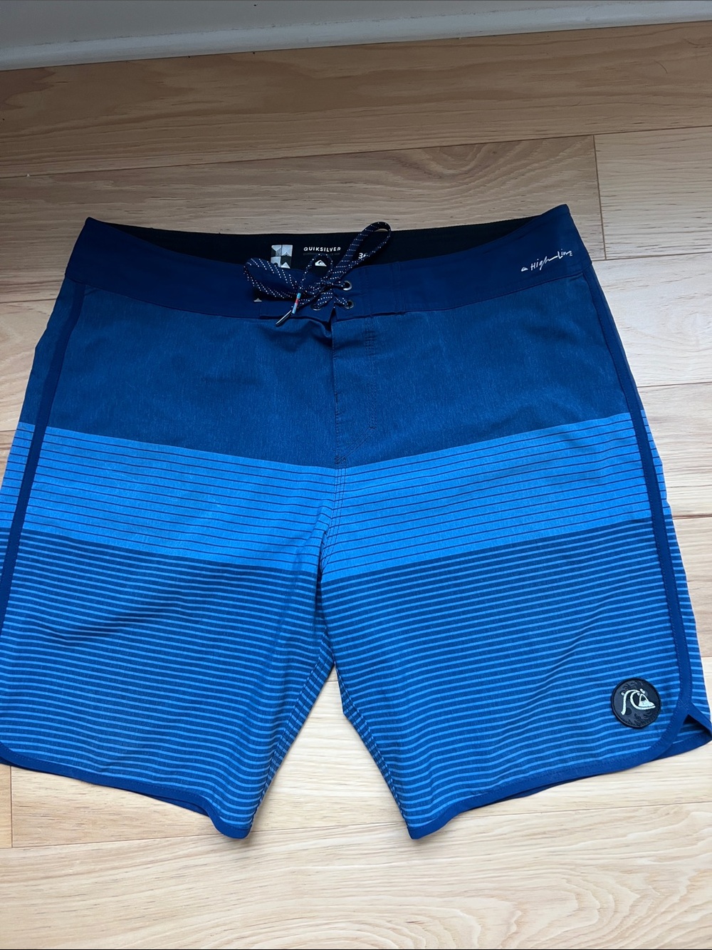 Quiksilver Men's Navy and Light Blue Striped Boardshorts